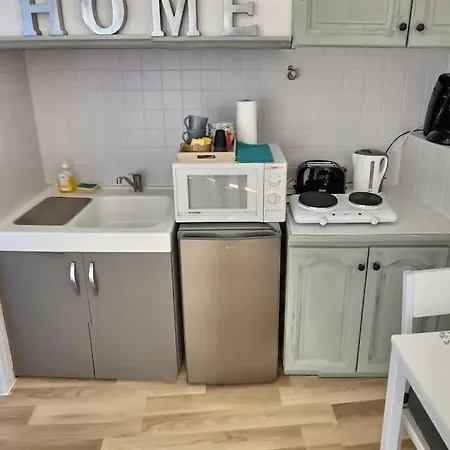 Studio Vue Sur La Roche, Au Calme #1